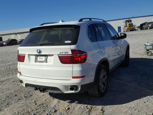 5UXZV4C56D0B20111 - 2013 BMW X5 XDRIVE3 WHITE photo 4