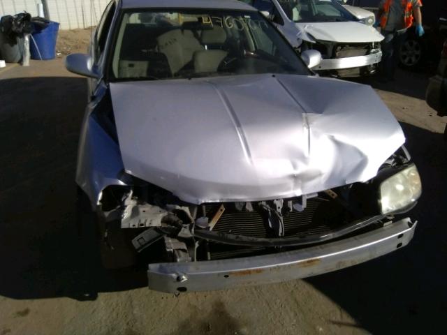 3N1CB51D65L517208 - 2005 NISSAN SENTRA 1.8 SILVER photo 9