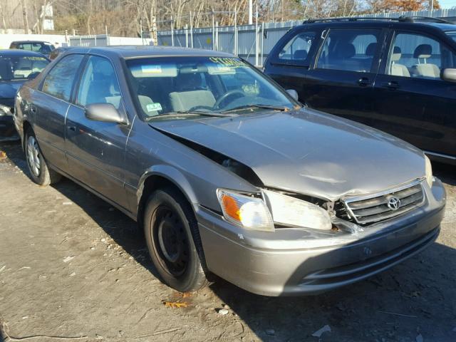 4T1BG22KXYU684201 - 2000 TOYOTA CAMRY CE GRAY photo 1