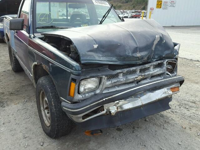 1GCCT14Z2P0176903 - 1993 CHEVROLET S TRUCK S1 TWO TONE photo 9