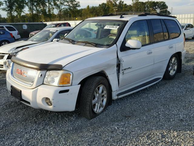 1GKES63M972105432 - 2007 GMC ENVOY DENA WHITE photo 2