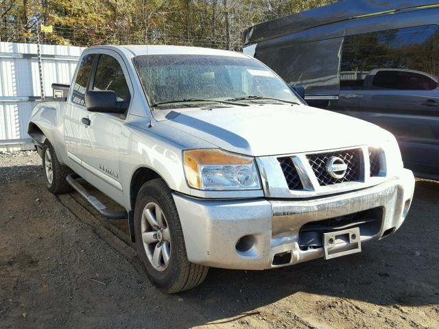 1N6BA06A18N313334 - 2008 NISSAN TITAN XE SILVER photo 1