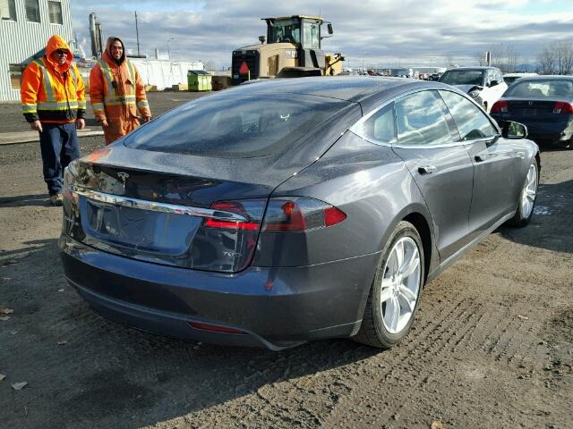 5YJSA1S29FF099227 - 2015 TESLA MODEL S 70 CHARCOAL photo 4