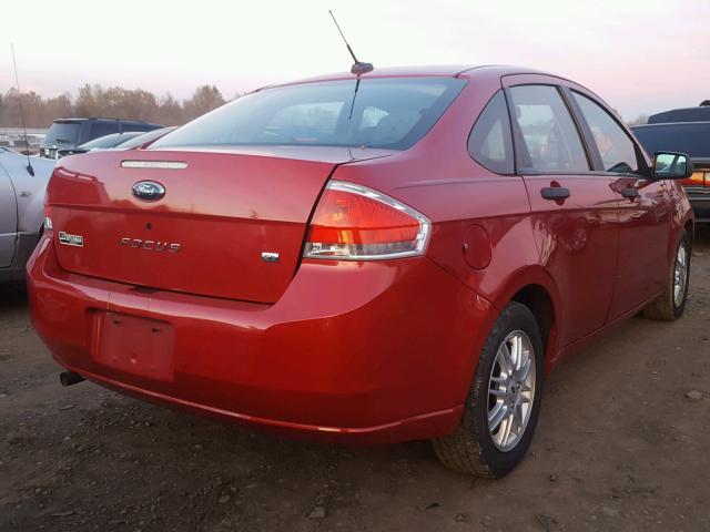 1FAHP35N49W165506 - 2009 FORD FOCUS SE RED photo 4