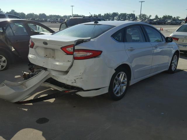 3FA6P0H71ER270701 - 2014 FORD FUSION SE WHITE photo 4