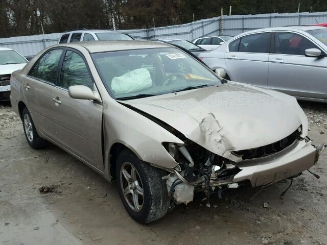 JTDBE32K420060263 - 2002 TOYOTA CAMRY LE GOLD photo 1