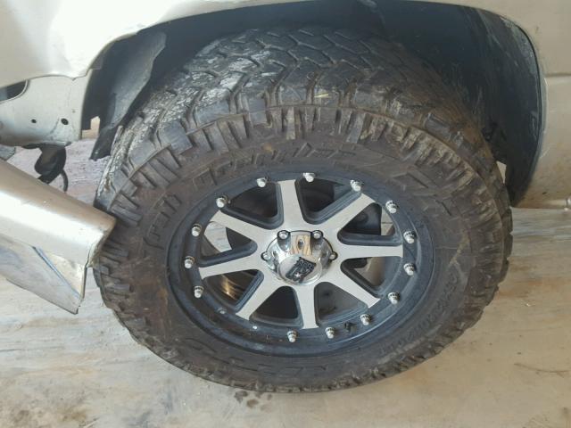 1GCEC19Z17Z158101 - 2007 CHEVROLET SILVERADO GRAY photo 10