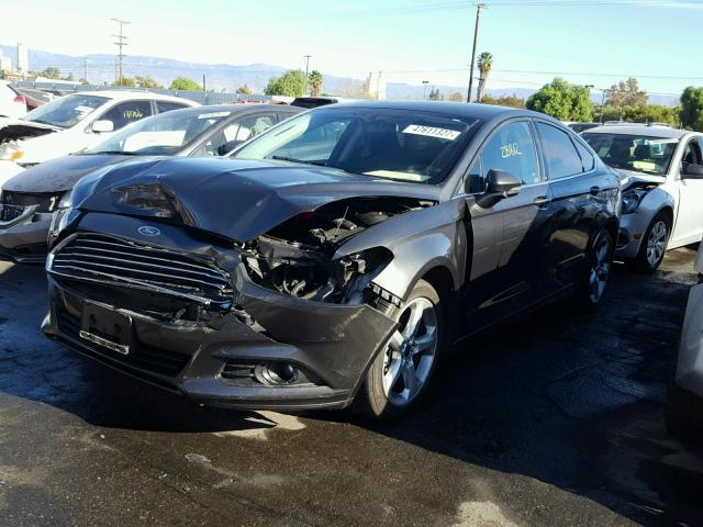 3FA6P0H79GR187259 - 2016 FORD FUSION SE GRAY photo 2