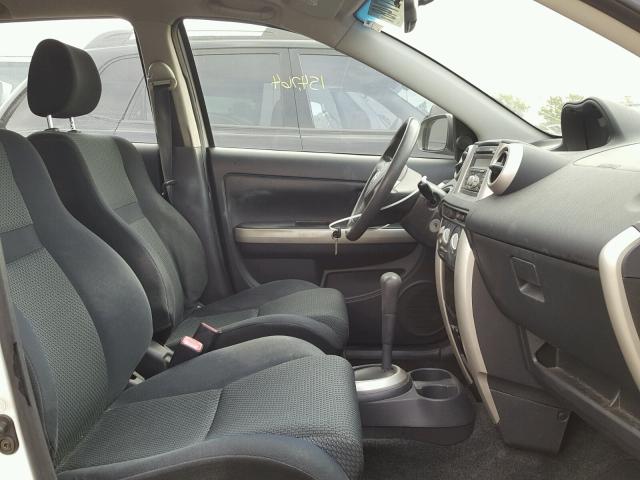 JTKKT624560131185 - 2006 TOYOTA SCION XA WHITE photo 5