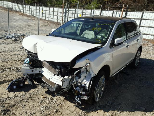 2LMDJ6JK5DBL22669 - 2013 LINCOLN MKX WHITE photo 2