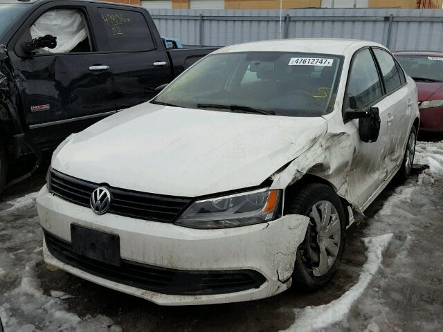 3VW2K7AJ5CM327057 - 2012 VOLKSWAGEN JETTA BASE WHITE photo 2