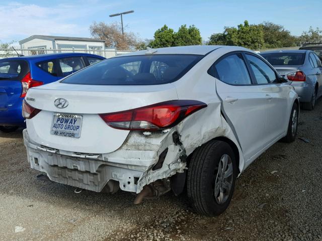 5NPDH4AE6GH695268 - 2016 HYUNDAI ELANTRA SE WHITE photo 4