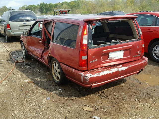 YV1LW564XW2396108 - 1998 VOLVO V70 GLT/AW RED photo 3