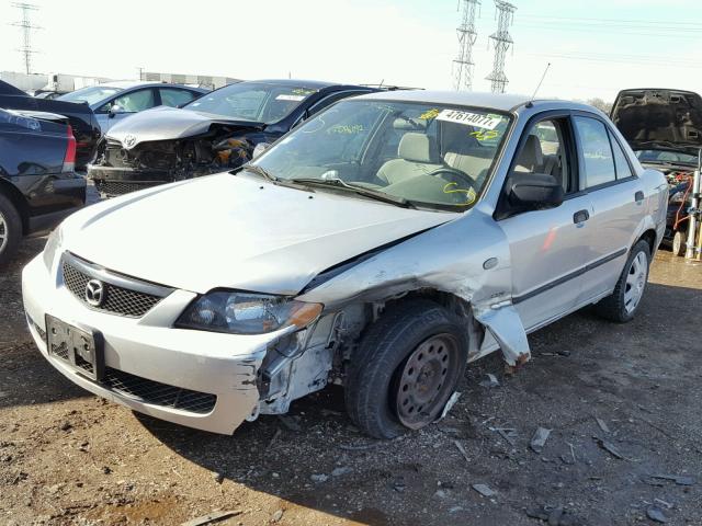 JM1BJ225420639124 - 2002 MAZDA PROTEGE DX SILVER photo 2