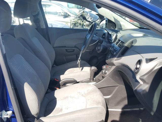 1G1JA5SH4C4194426 - 2012 CHEVROLET SONIC LS 蓝色 照片 5