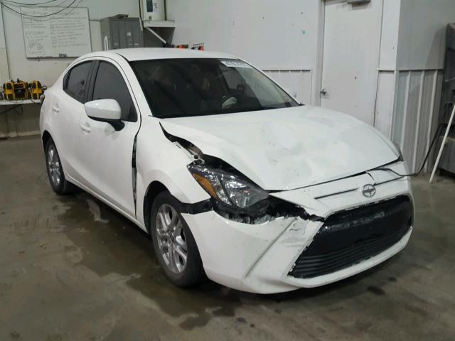 3MYDLBZV2GY116272 - 2016 TOYOTA SCION IA WHITE photo 1