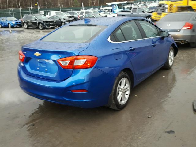 1G1BE5SM4H7137879 - 2017 CHEVROLET CRUZE LT BLUE photo 4