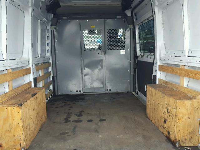 3C6TRVCG0JE114802 - 2018 RAM PROMASTER WHITE photo 6