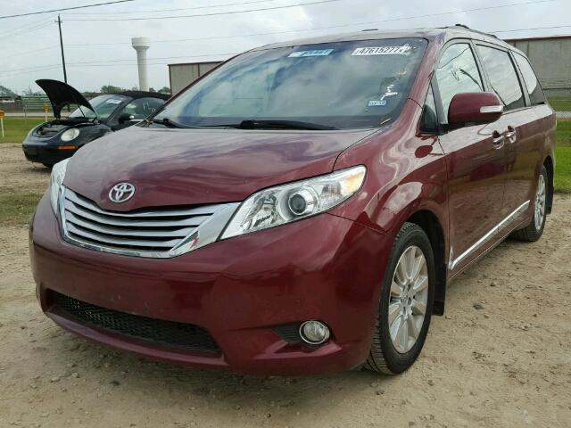 5TDYK3DC0DS287801 - 2013 TOYOTA SIENNA XLE MAROON photo 2