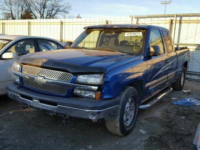 2GCEC19T841383048 - 2004 CHEVROLET SILVERADO BLUE photo 2