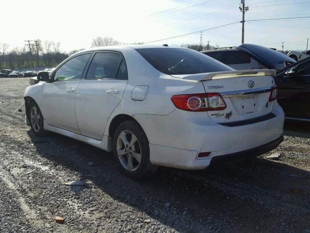 2T1BU4EE4BC754147 - 2011 TOYOTA COROLLA BA WHITE photo 3