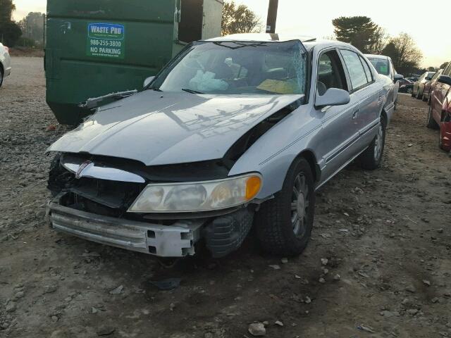 1LNHM97V3YY892525 - 2000 LINCOLN CONTINENTA SILVER photo 2
