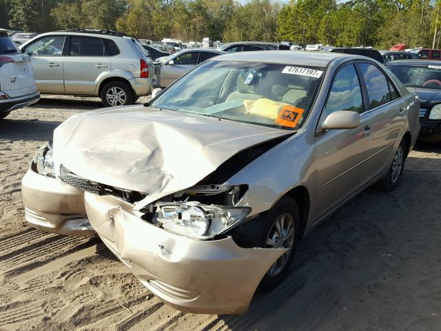 4T1BE32K83U730581 - 2003 TOYOTA CAMRY LE 金色 照片 2