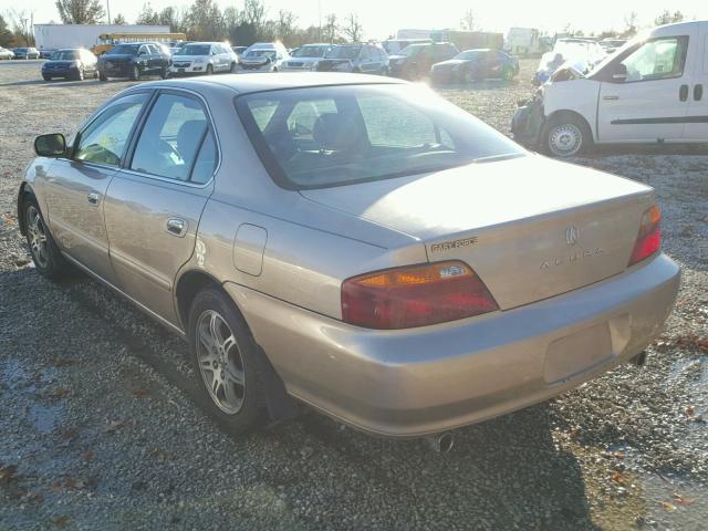 19UUA5666YA030294 - 2000 ACURA 3.2TL GOLD photo 3