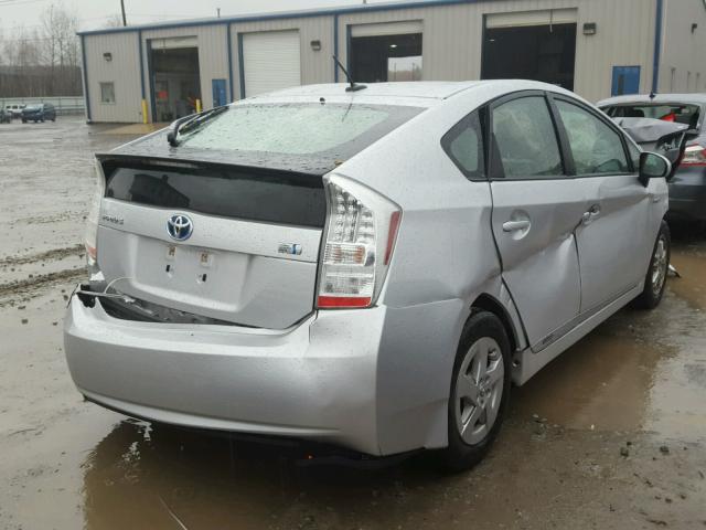 JTDKN3DU4B0252880 - 2011 TOYOTA PRIUS SILVER photo 4