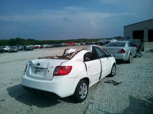 KNADH4A32A6647120 - 2010 KIA RIO LX Սպիտակ լուսանկար 4