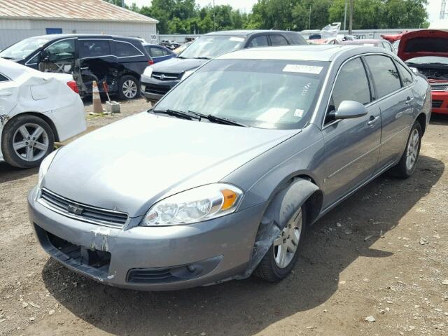 2G1WU581769174390 - 2006 CHEVROLET IMPALA LTZ GRAY photo 2