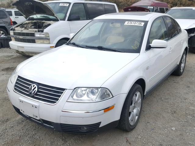 WVWTH63B52P078046 - 2002 VOLKSWAGEN PASSAT GLX WHITE photo 2