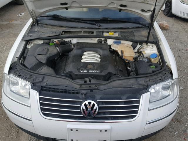 WVWTH63B52P078046 - 2002 VOLKSWAGEN PASSAT GLX WHITE photo 7