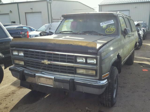 1GBEV16K2MF150334 - 1991 CHEVROLET SUBURBAN V TWO TONE photo 2