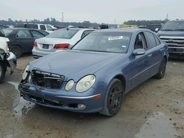 WDBUF65J23A221276 - 2003 MERCEDES-BENZ E 320 BLUE photo 2