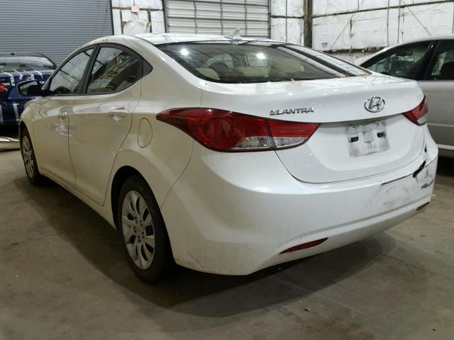 5NPDH4AEXBH011847 - 2011 HYUNDAI ELANTRA GL WHITE photo 3