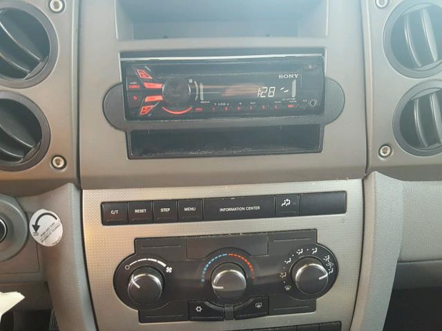 1J8HG48KX7C577695 - 2007 JEEP COMMANDER BLUE photo 9