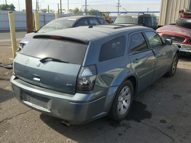 2D4FV48VX5H669742 - 2005 DODGE MAGNUM SXT GRAY photo 4