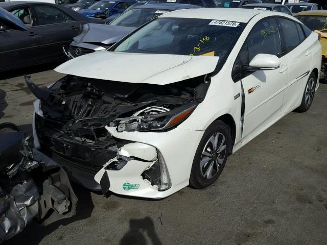 JTDKARFP2H3006424 - 2017 TOYOTA PRIUS PRIM 白色 照片 2