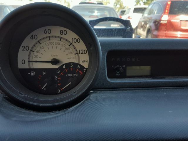 JTLKT324554022114 - 2005 TOYOTA SCION XB Марун фото 8