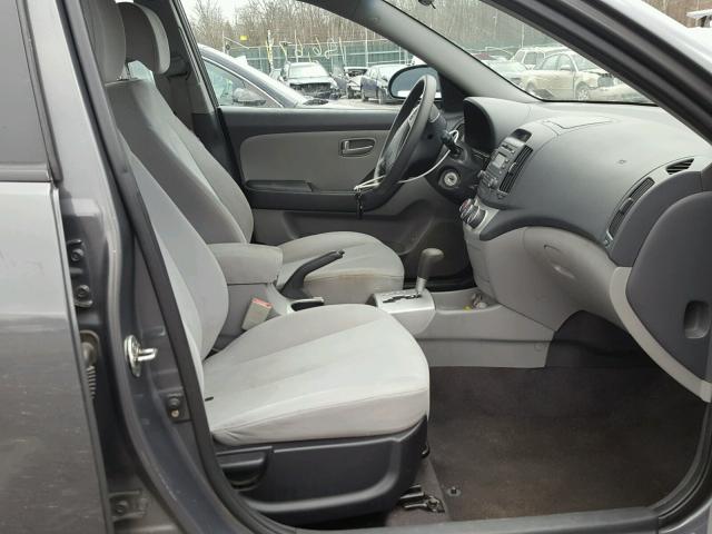 KMHDU46D69U671276 - 2009 HYUNDAI ELANTRA GL GRAY photo 5