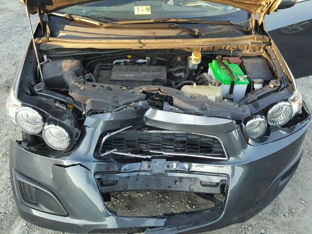 1G1JC5SB8C4228891 - 2012 CHEVROLET SONIC LT 灰色 照片 7