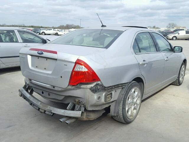 3FAHP0HA8BR153486 - 2011 FORD FUSION SE SILVER photo 4