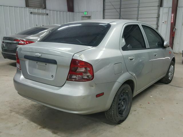 KL1TD52644B123222 - 2004 CHEVROLET AVEO SILVER photo 4