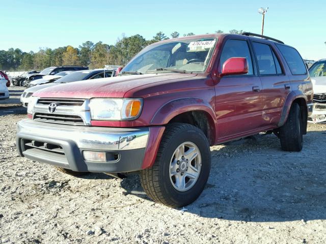 JT3GN86RX20257758 - 2002 TOYOTA 4RUNNER SR BURGUNDY photo 2