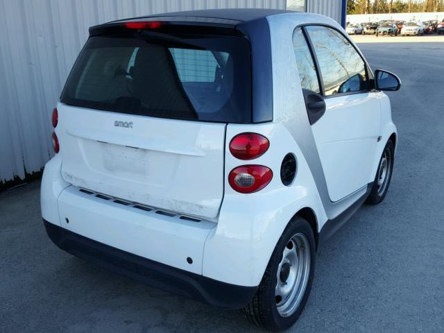 WMEEJ3BA1EK782820 - 2014 SMART FORTWO PUR TWO TONE photo 4