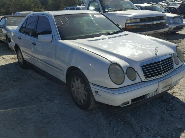 WDBJF65H6XA733869 - 1999 MERCEDES-BENZ E 320 WHITE photo 1