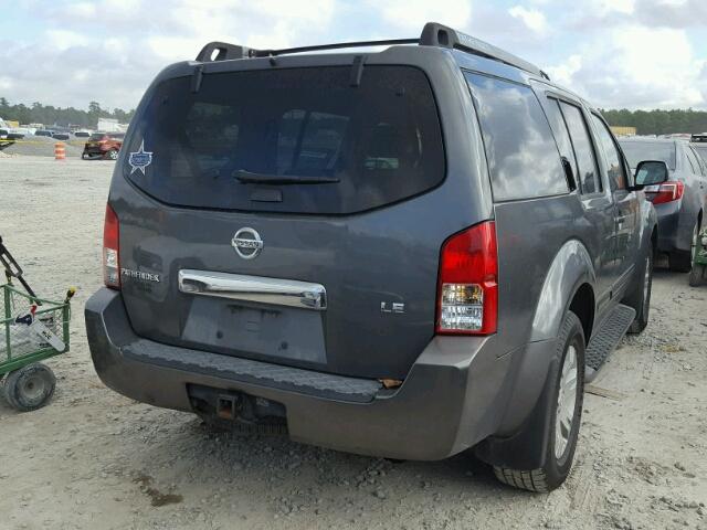 5N1AR18U55C706454 - 2005 NISSAN PATHFINDER GRAY photo 4