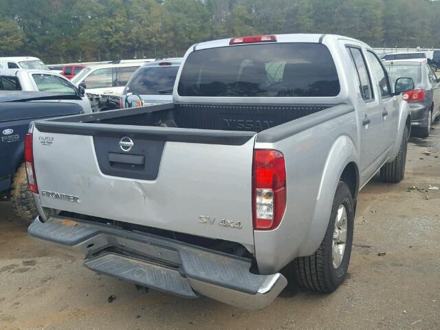 1N6AD0EV0DN713886 - 2013 NISSAN FRONTIER S SILVER photo 4