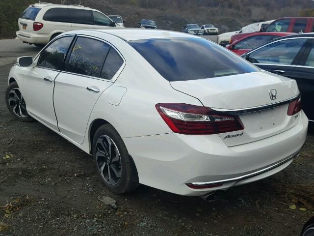 1HGCR3F8XHA009054 - 2017 HONDA ACCORD EXL WHITE photo 3